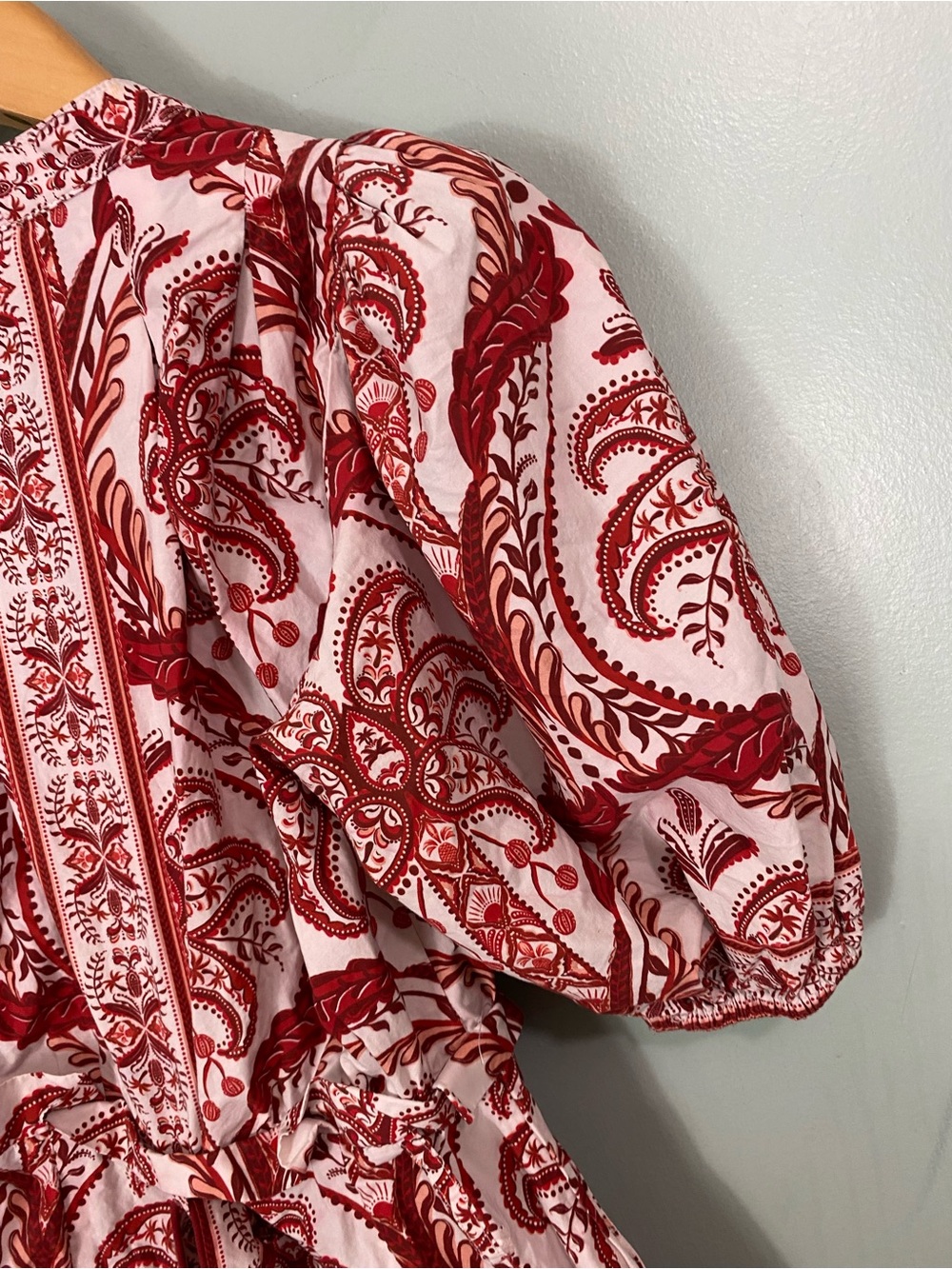 Farm Rio Tropical Cameo Belted Romper Red XS - Picture 9 of 10